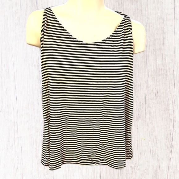 Open back tank - Picture 1 of 7